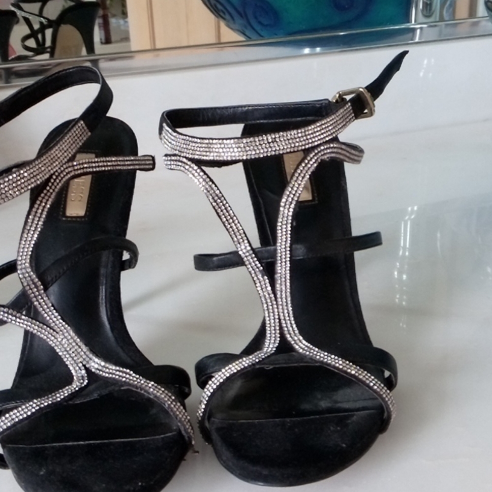Guess heeels - Picture 2 of 5